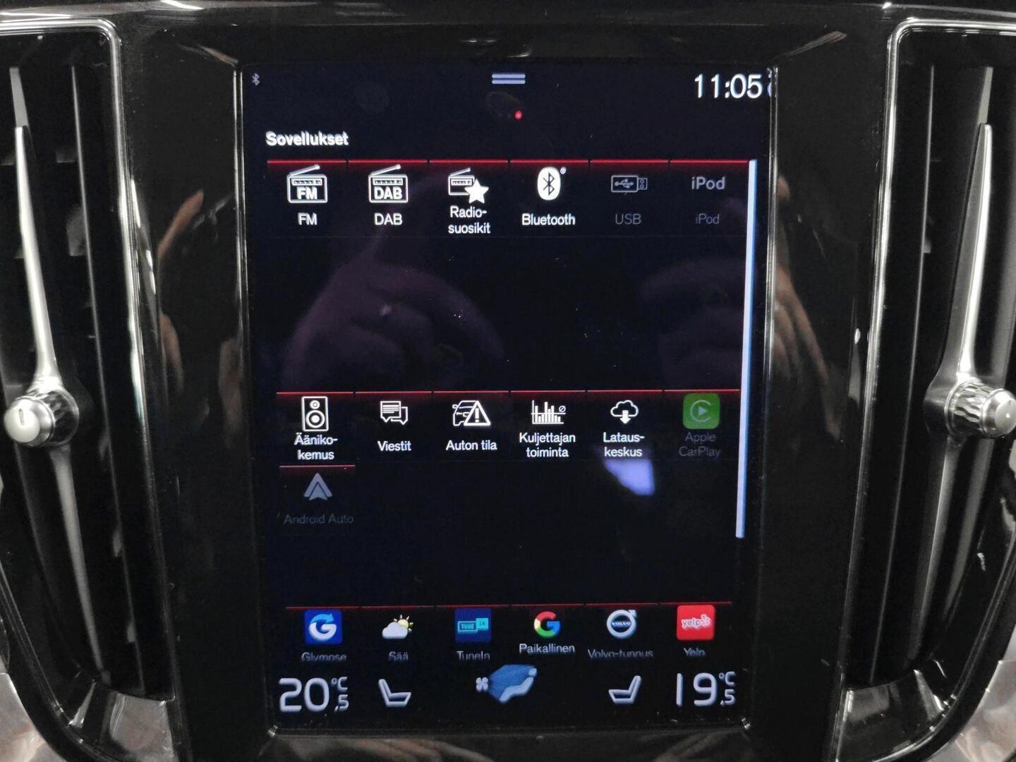 VOLVO V60 2021
