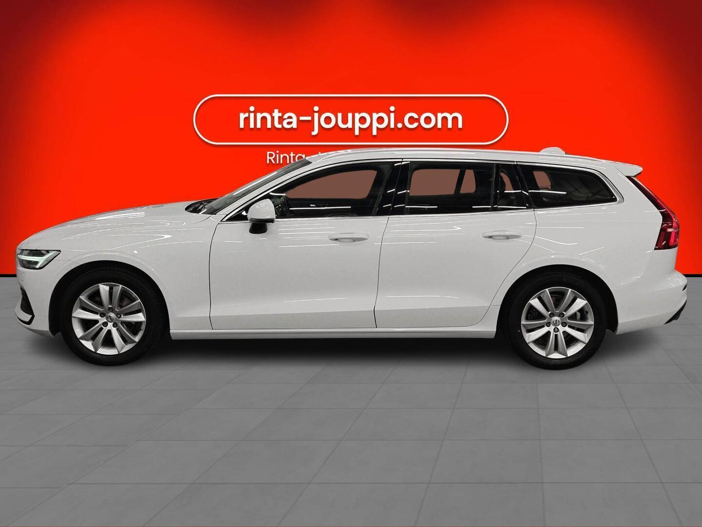 VOLVO V60 2021