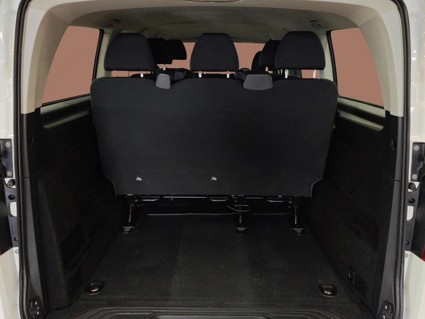MERCEDES-BENZ VITO 2022