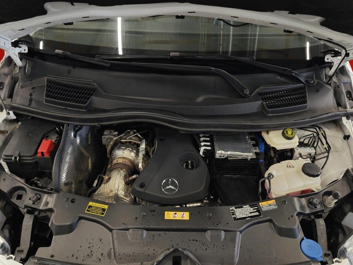 MERCEDES-BENZ VITO 2022