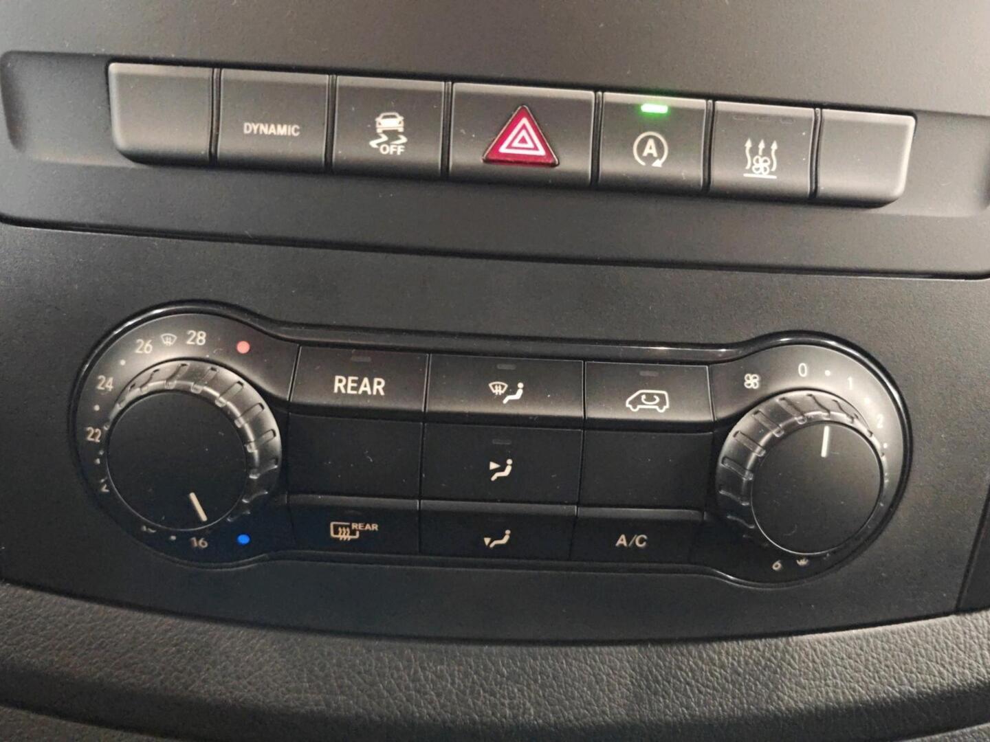 MERCEDES-BENZ VITO 2022