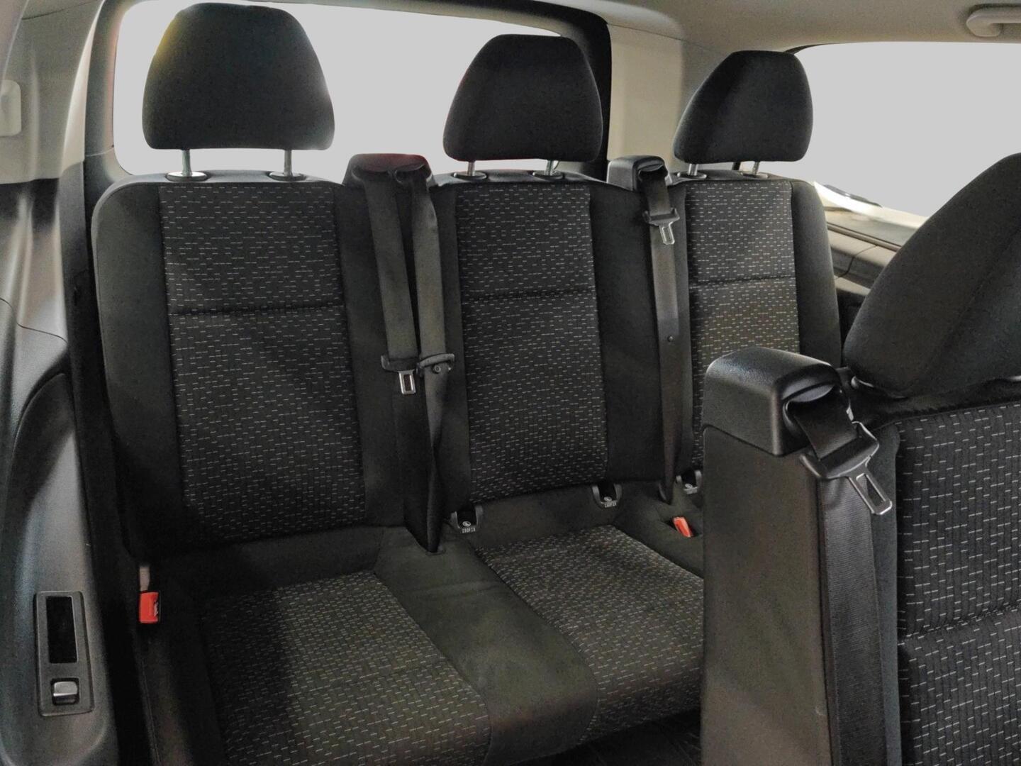 MERCEDES-BENZ VITO 2022