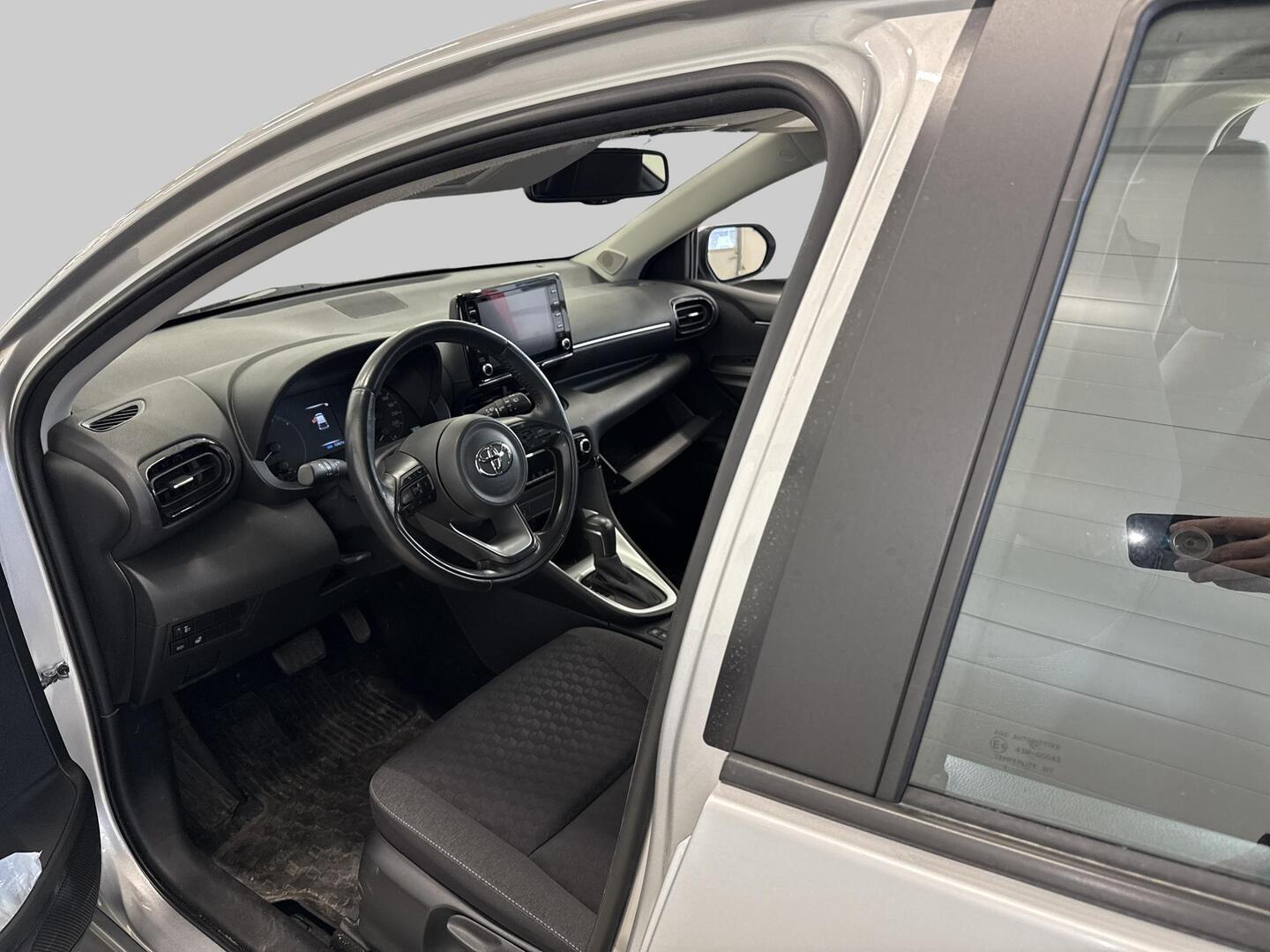 TOYOTA Yaris 2022
