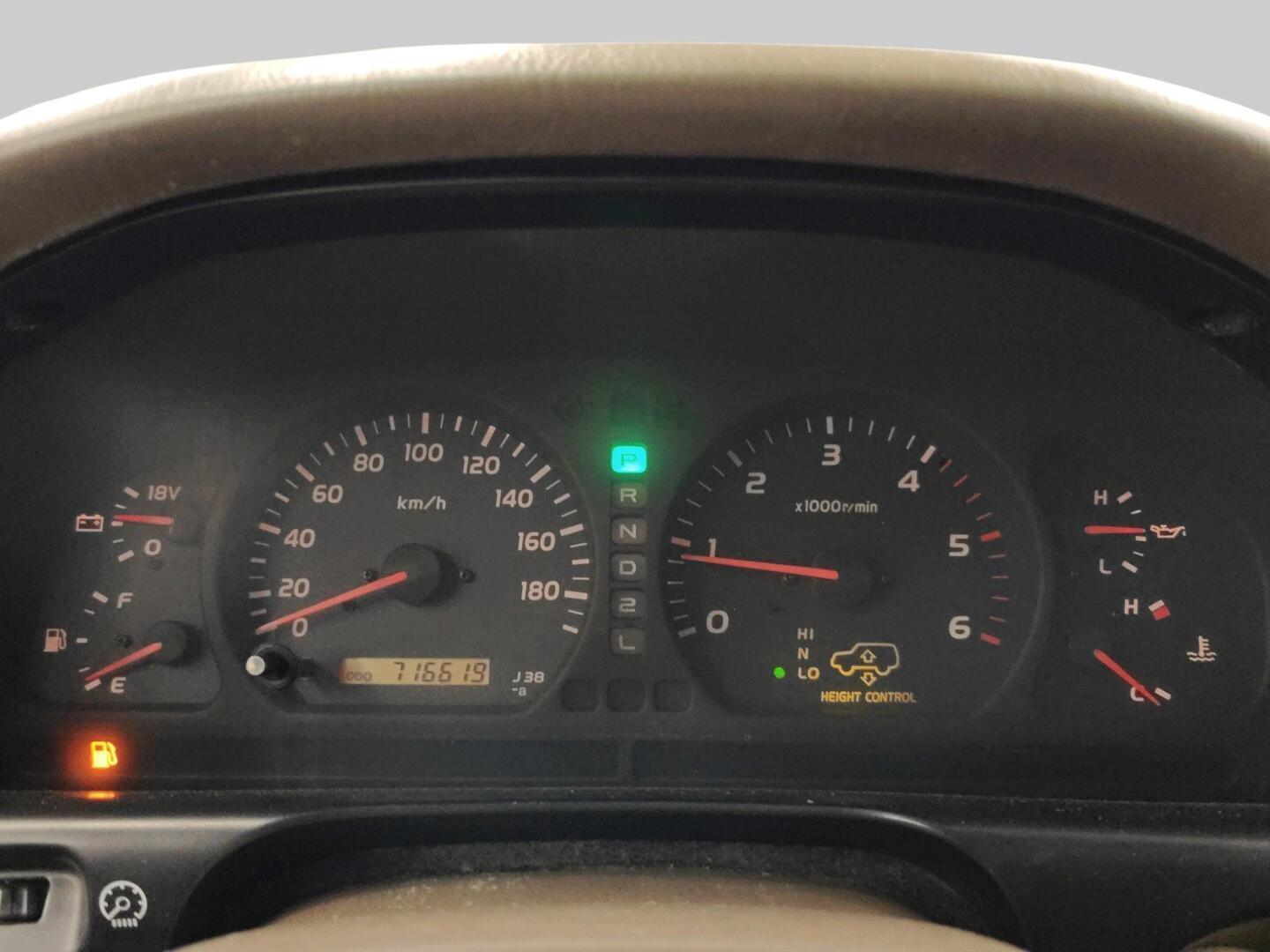 TOYOTA Land Cruiser 2000