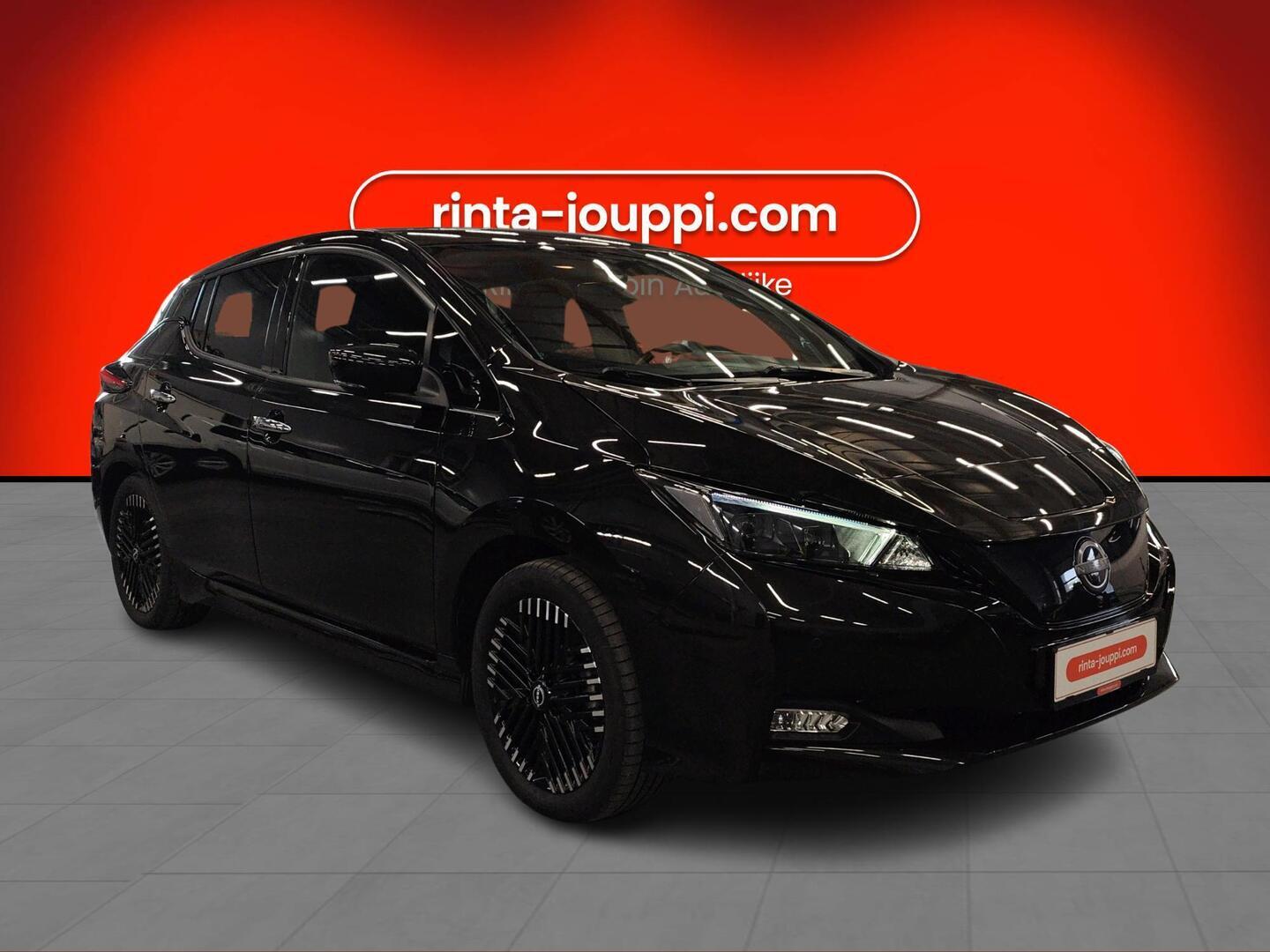 NISSAN LEAF 2023