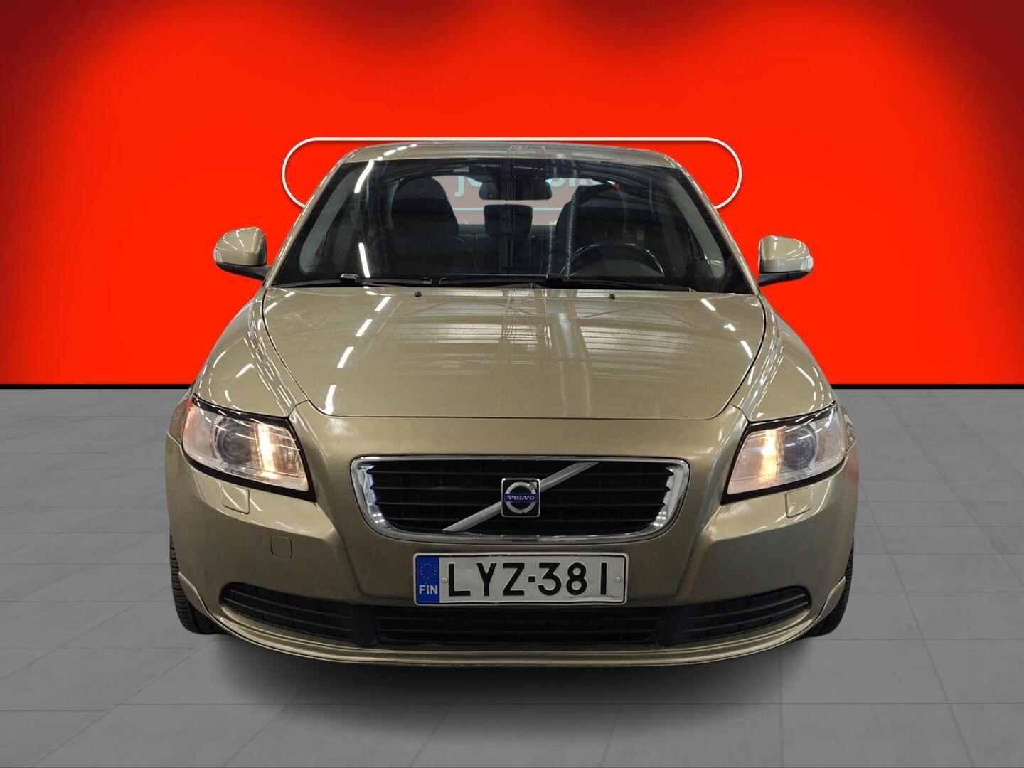 VOLVO S40 2009