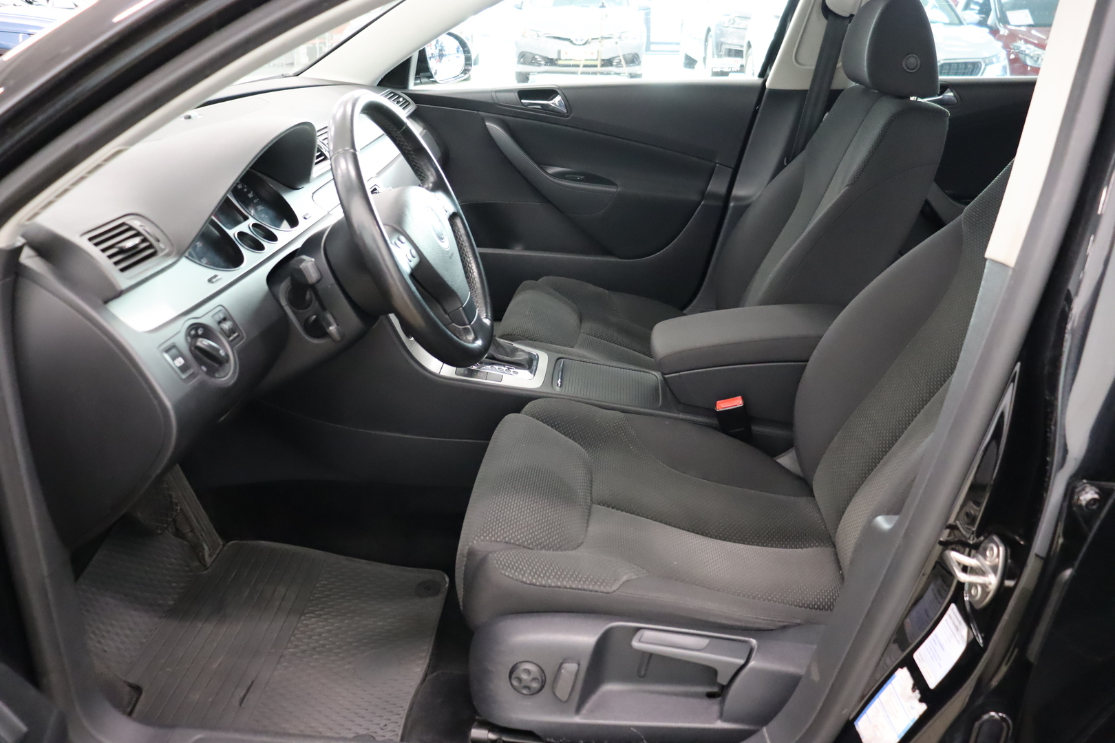 VOLKSWAGEN Passat 2008