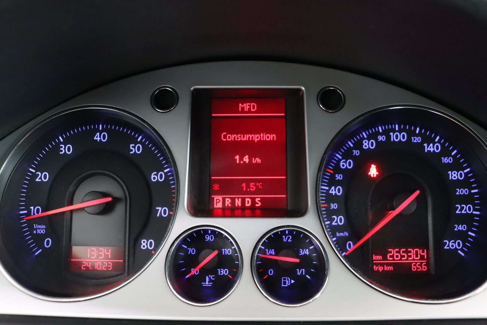 VOLKSWAGEN Passat 2008