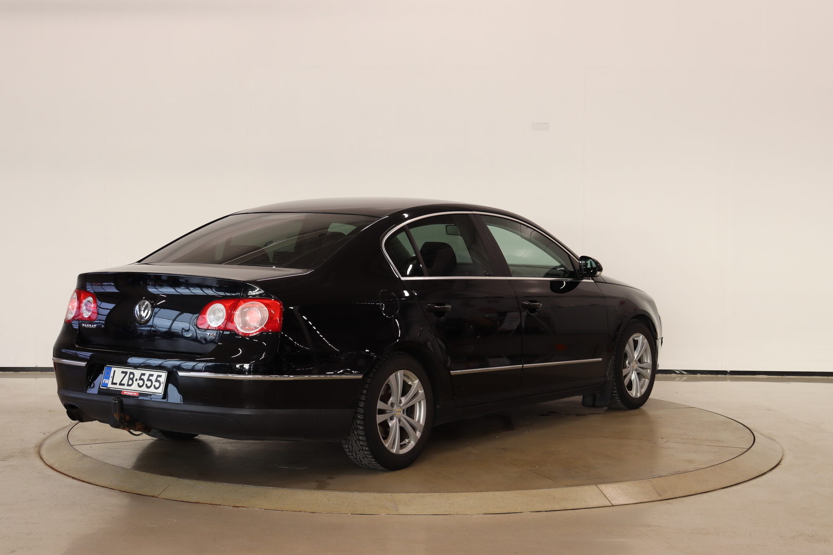 VOLKSWAGEN Passat 2008