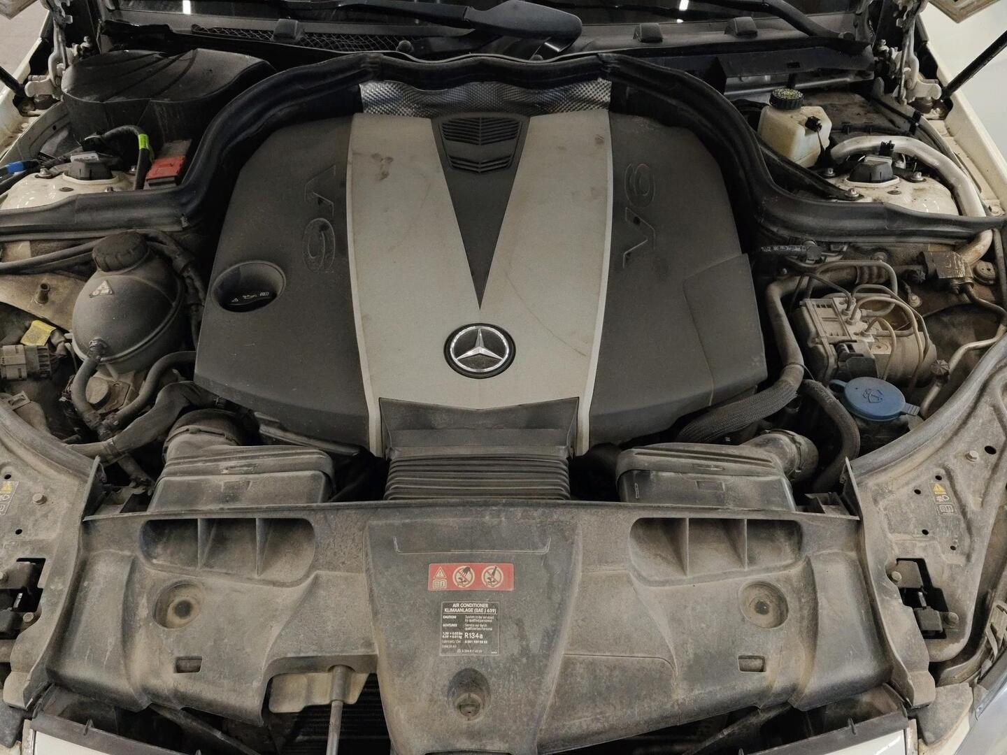 MERCEDES-BENZ E 2011