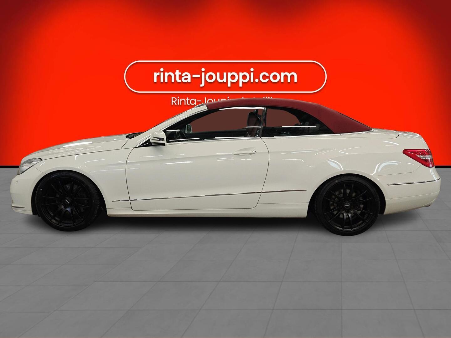 MERCEDES-BENZ E 2011