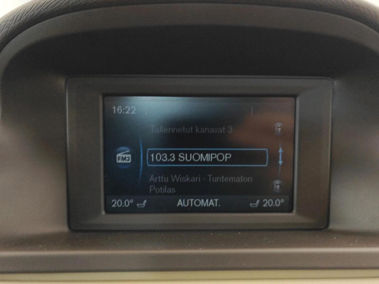 VOLVO V70 2011