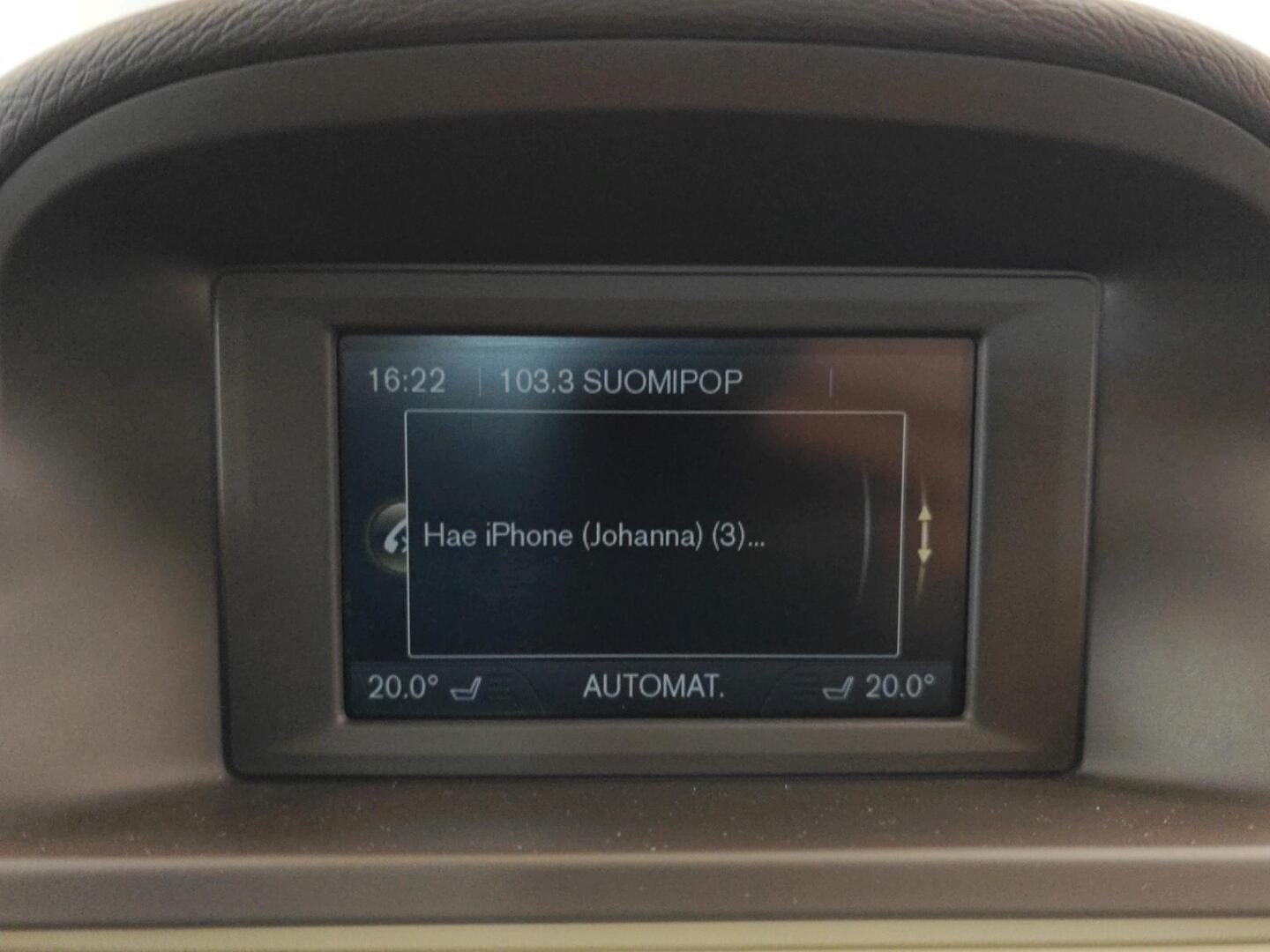 VOLVO V70 2011