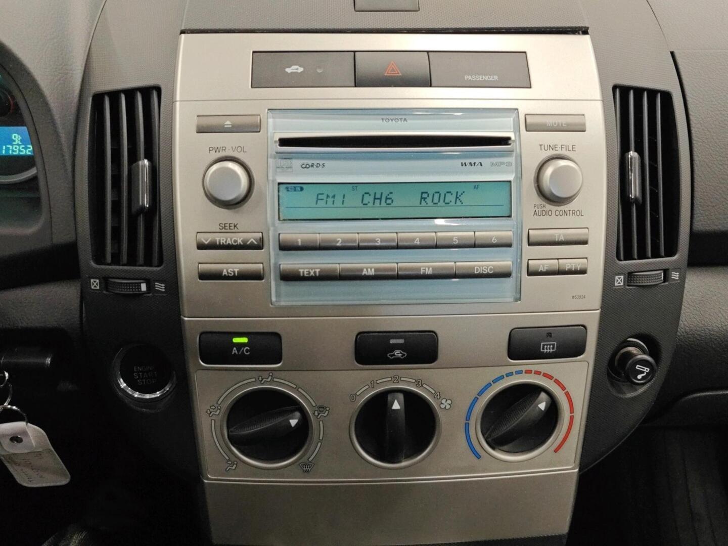 TOYOTA Corolla Verso 2007