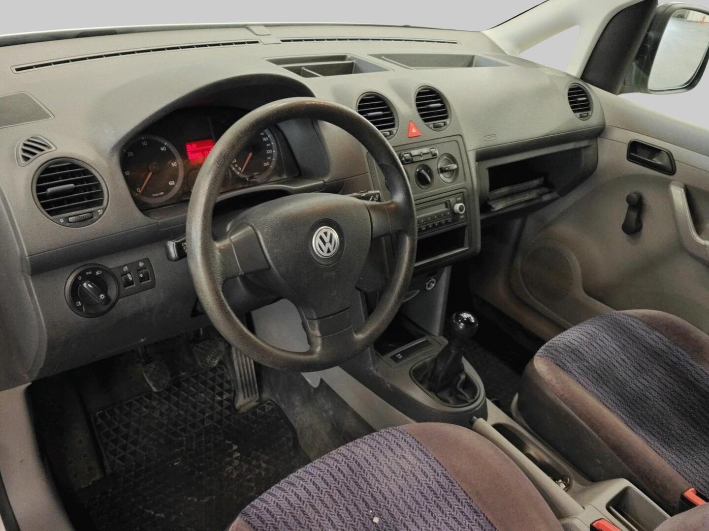 VOLKSWAGEN Caddy 2010