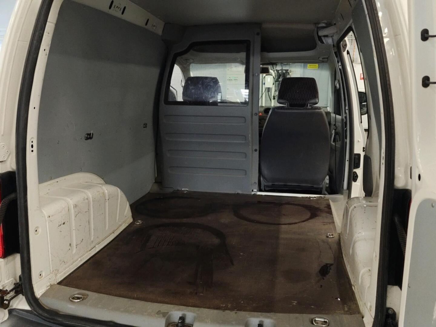 VOLKSWAGEN Caddy 2010