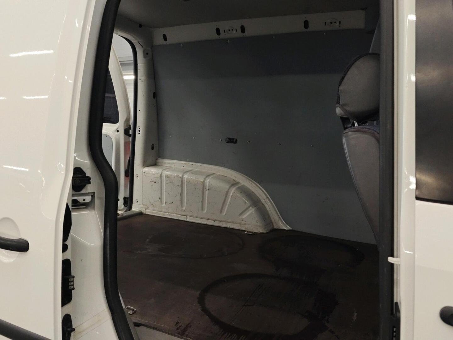 VOLKSWAGEN Caddy 2010
