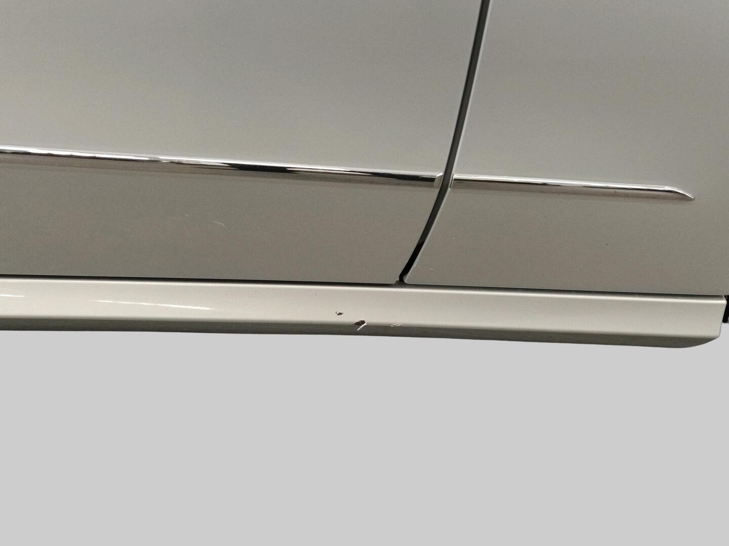 MERCEDES-BENZ E 2010