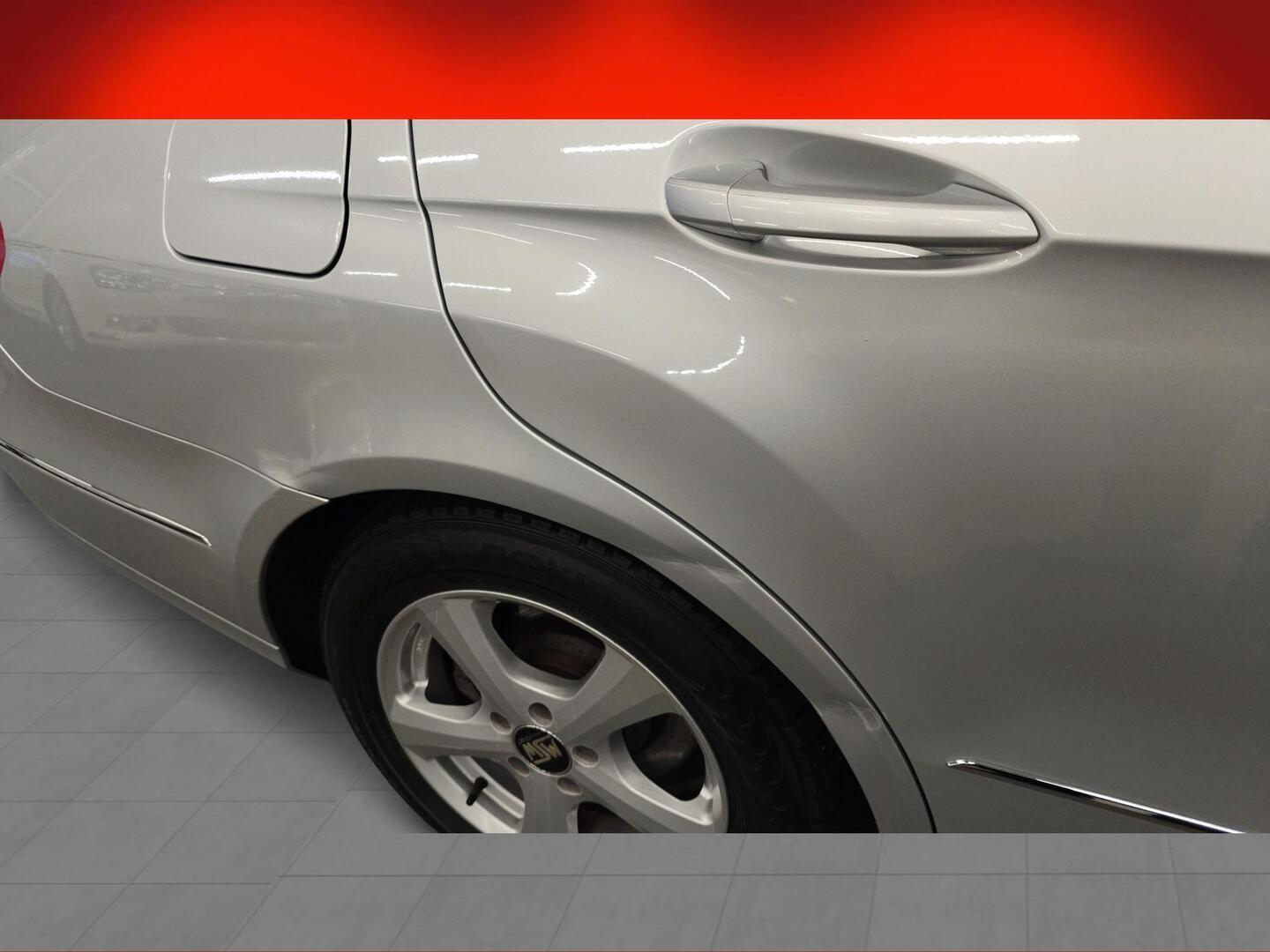 MERCEDES-BENZ E 2010