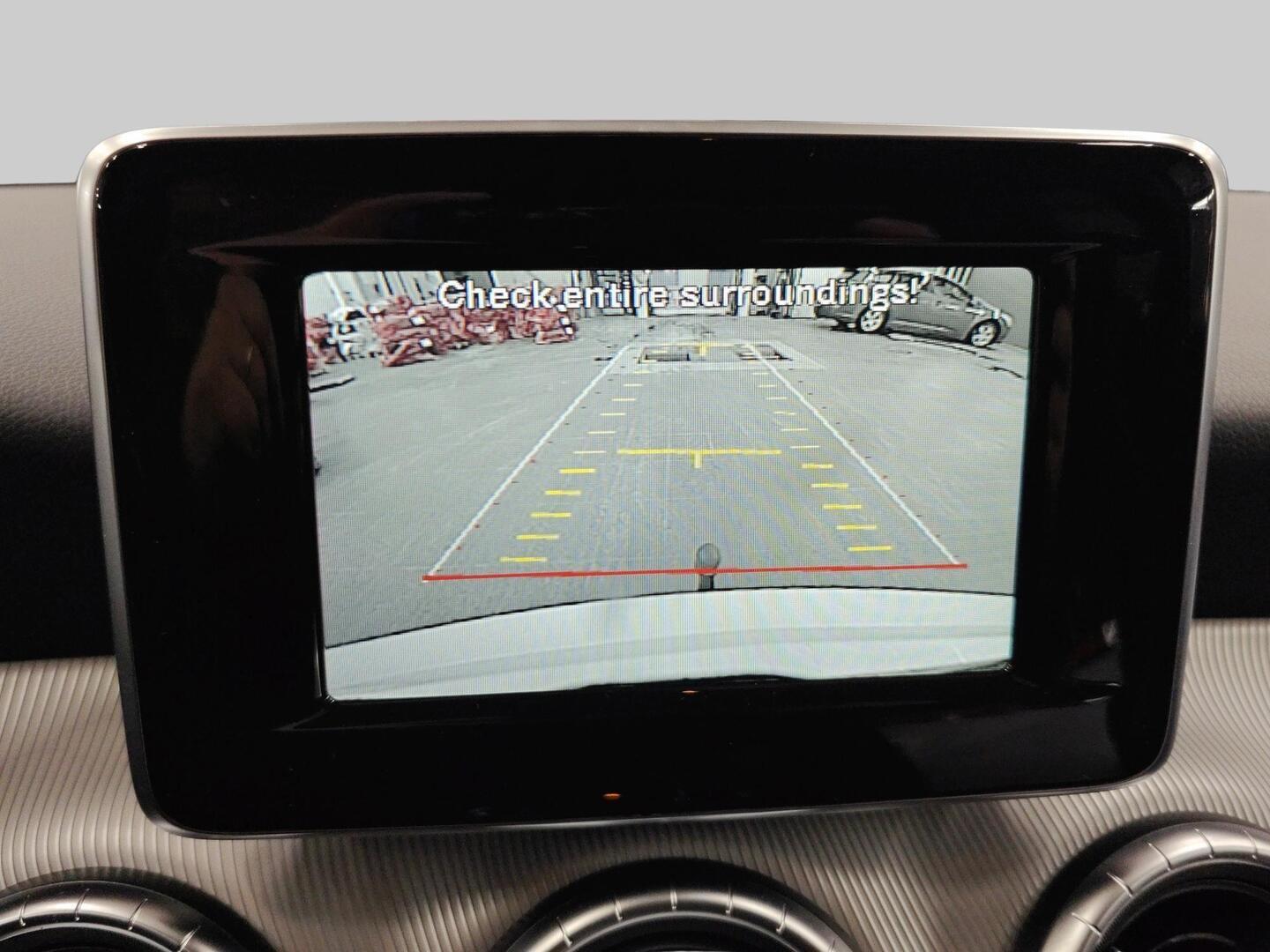 MERCEDES-BENZ CLA 2014