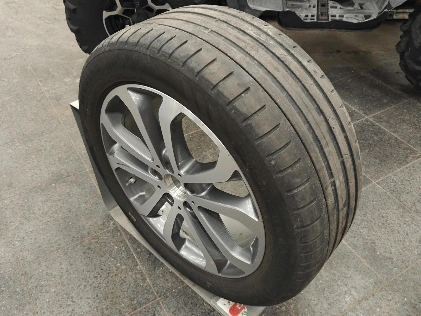 MERCEDES-BENZ GLE 2016