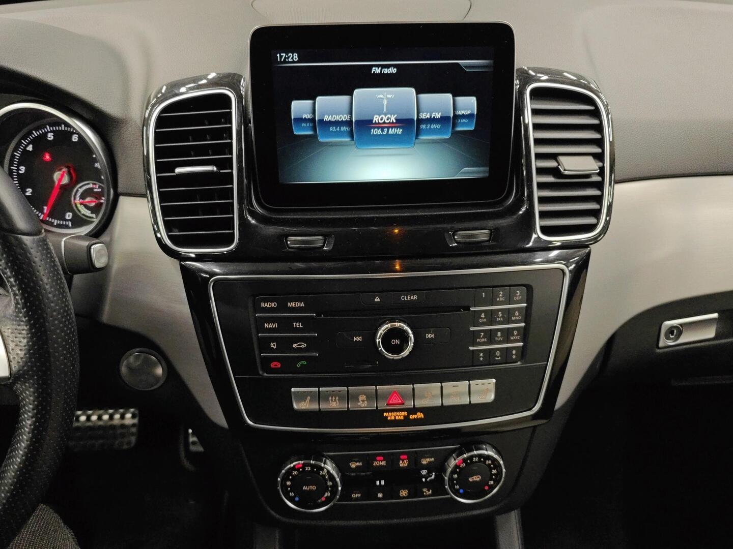 MERCEDES-BENZ GLE 2016