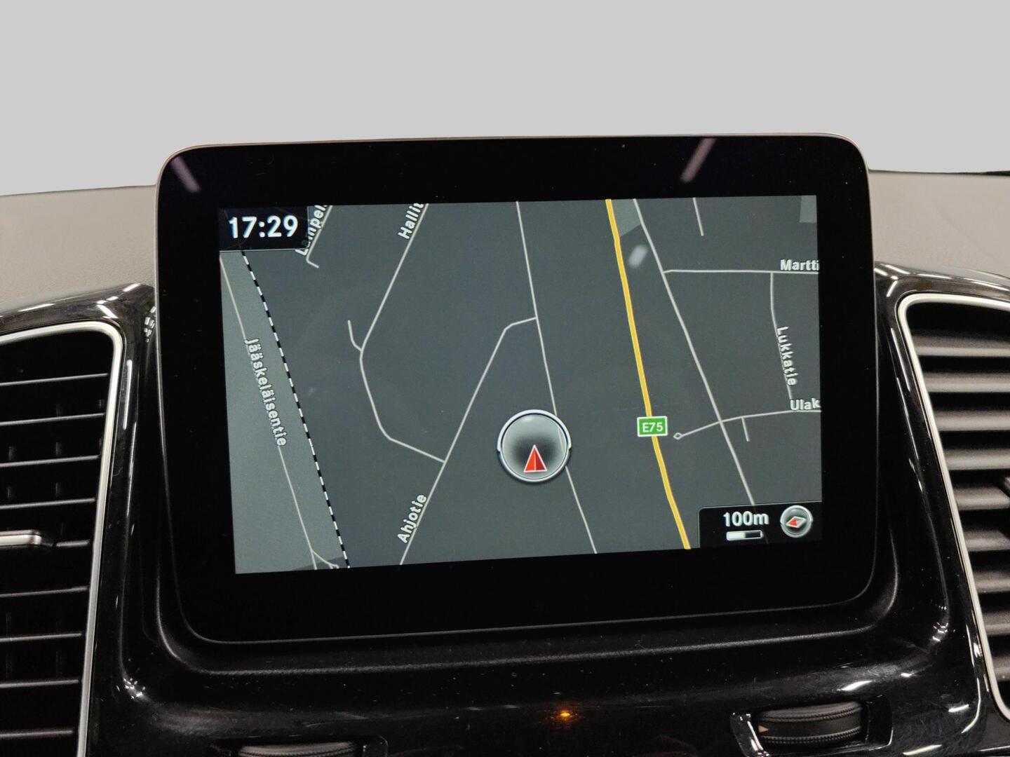 MERCEDES-BENZ GLE 2016