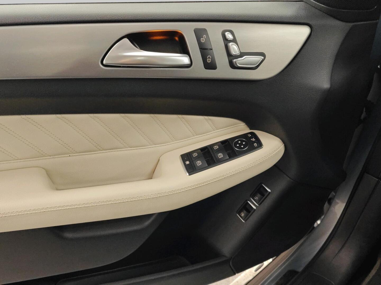 MERCEDES-BENZ GLE 2016