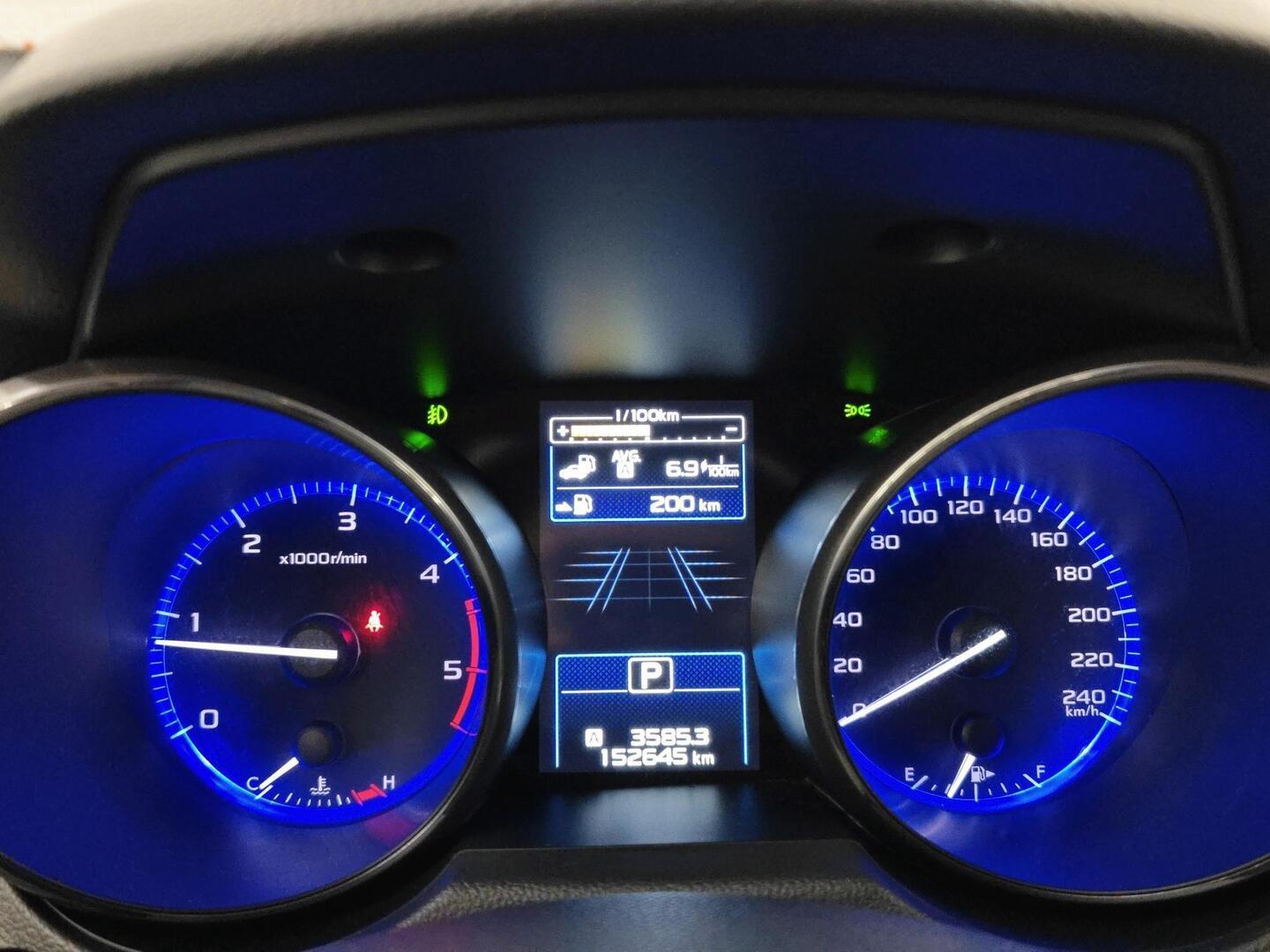 SUBARU Outback 2016