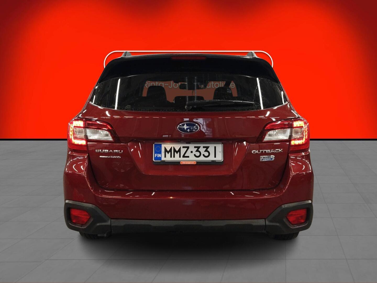 SUBARU Outback 2016