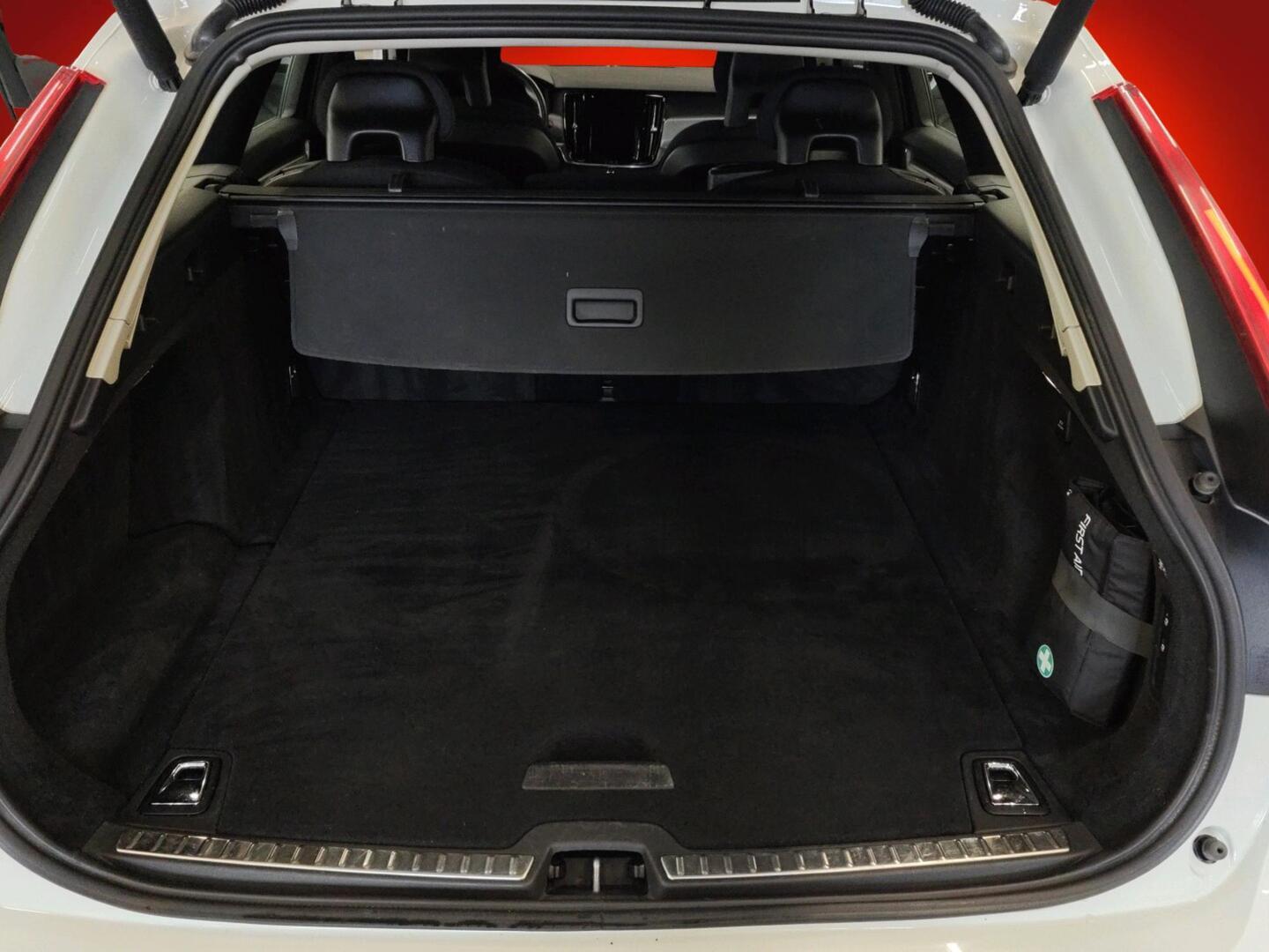 VOLVO V90 2018