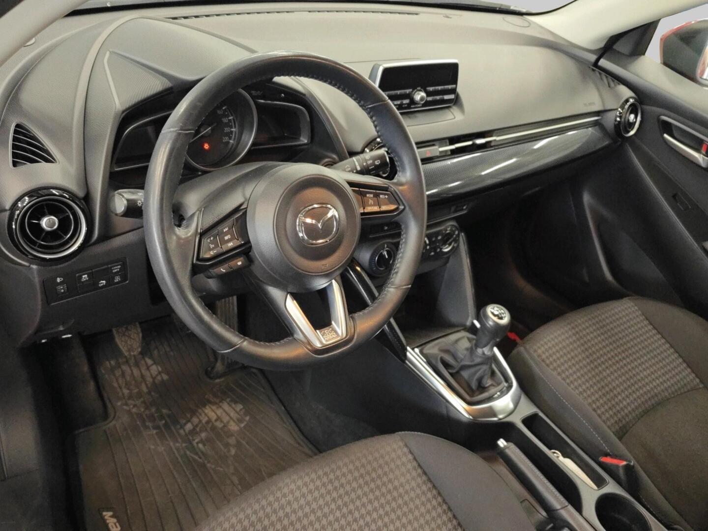 MAZDA Mazda2 2018