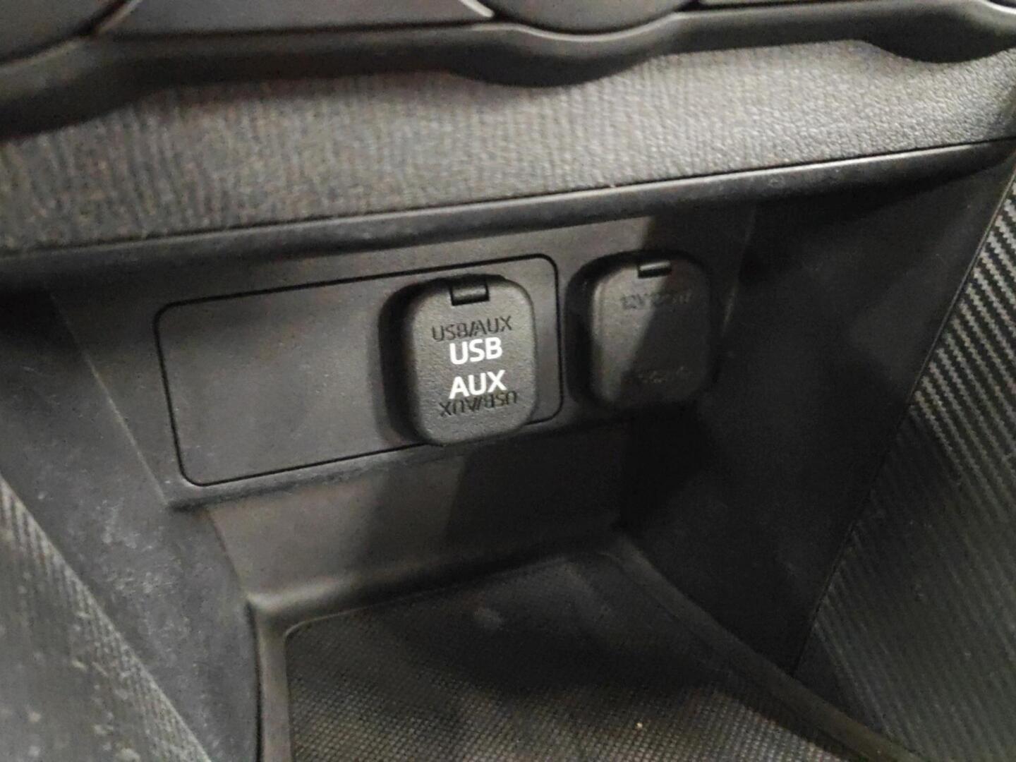 MAZDA Mazda2 2018