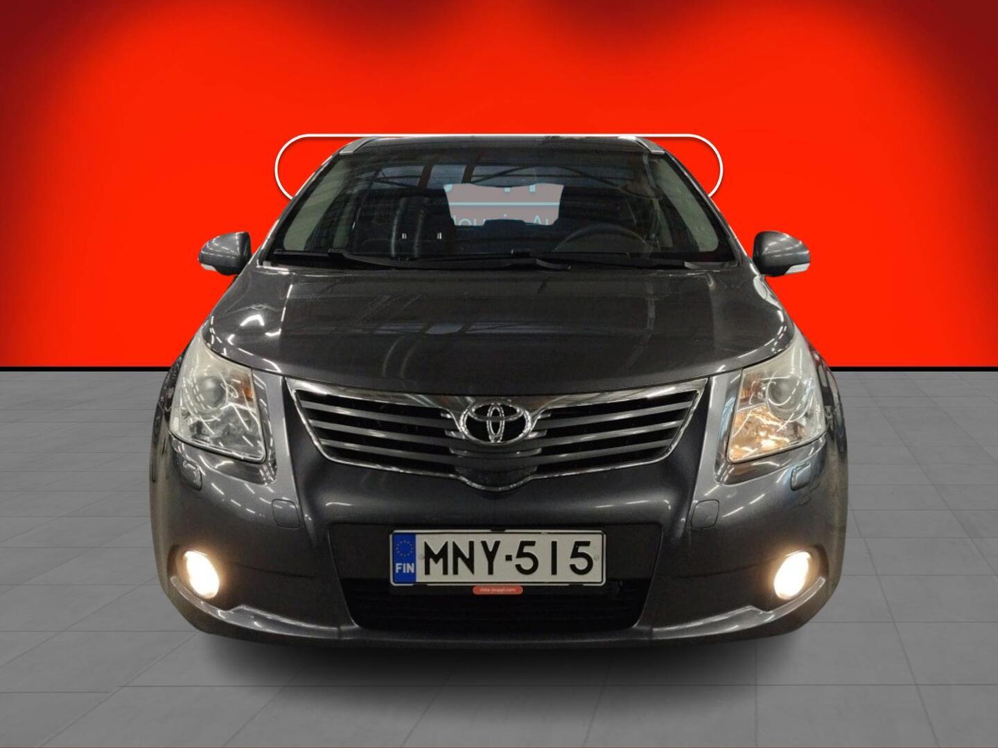 TOYOTA Avensis 2010