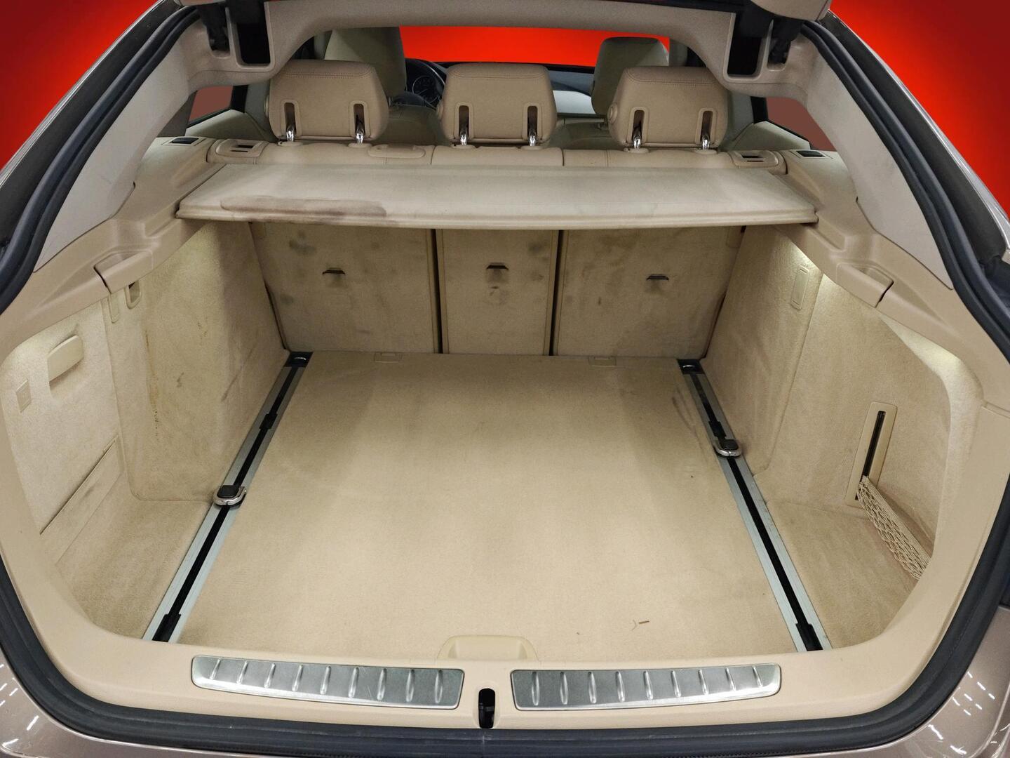 BMW 320 Gran Turismo 2016