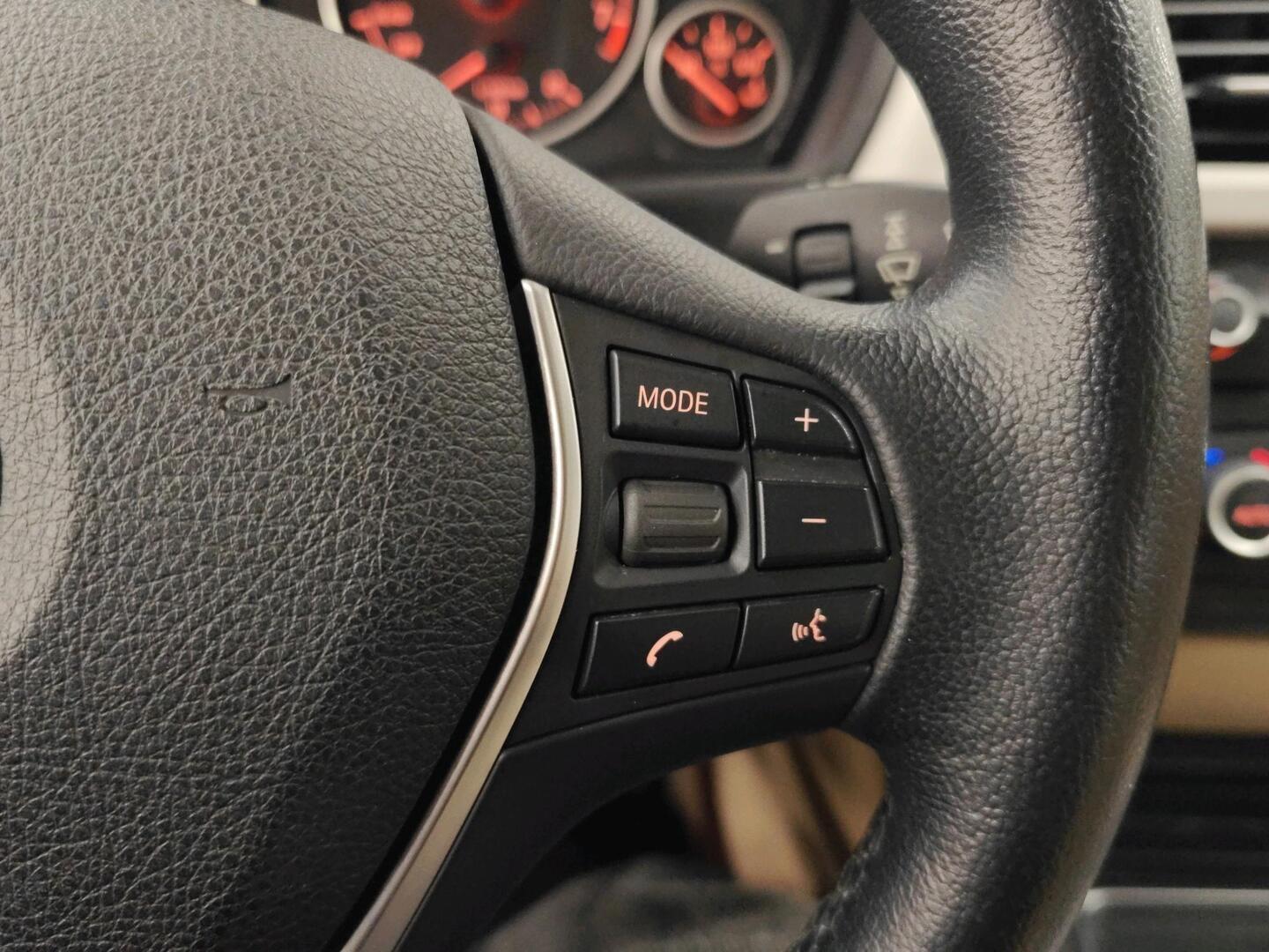 BMW 320 Gran Turismo 2016