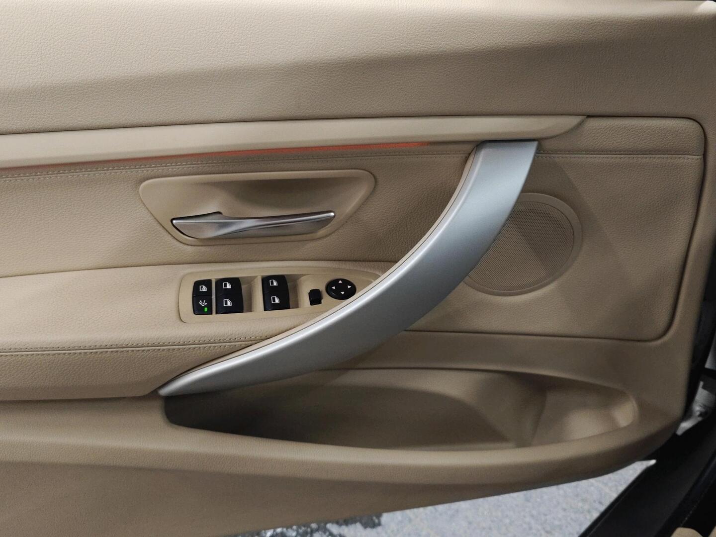 BMW 320 Gran Turismo 2016