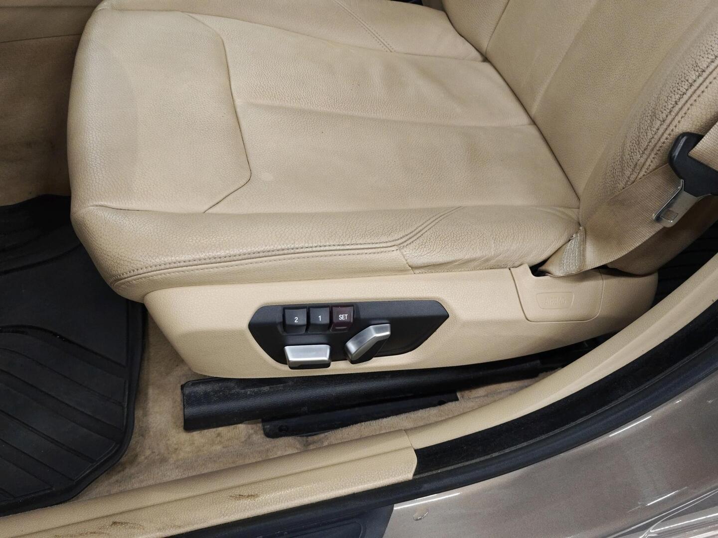 BMW 320 Gran Turismo 2016