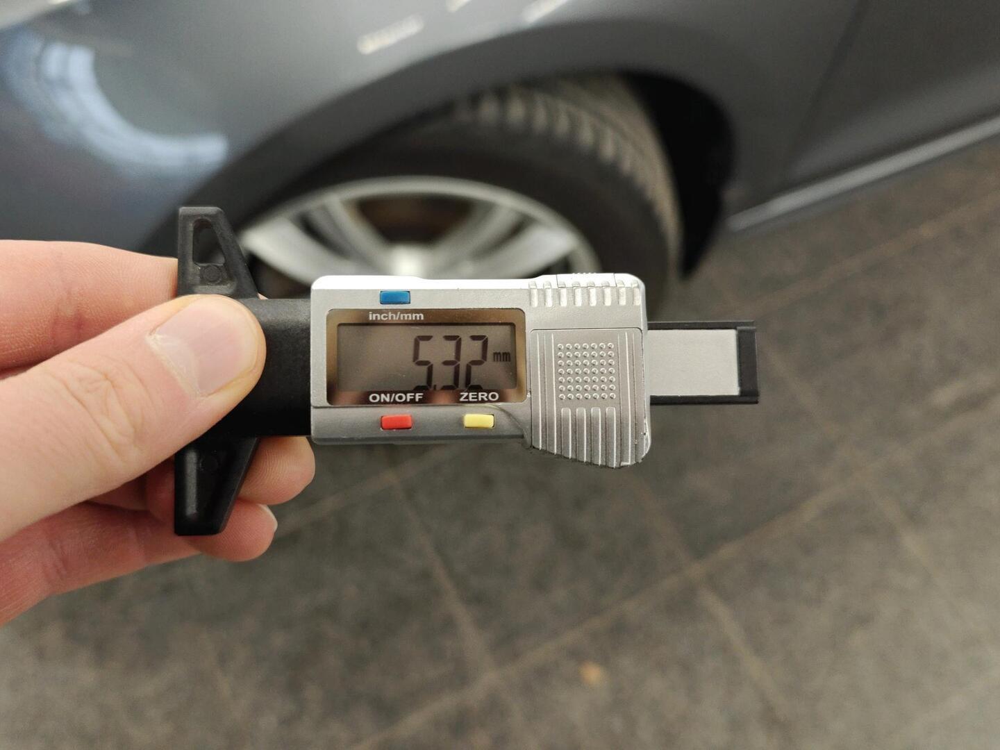 VOLKSWAGEN Jetta 2011