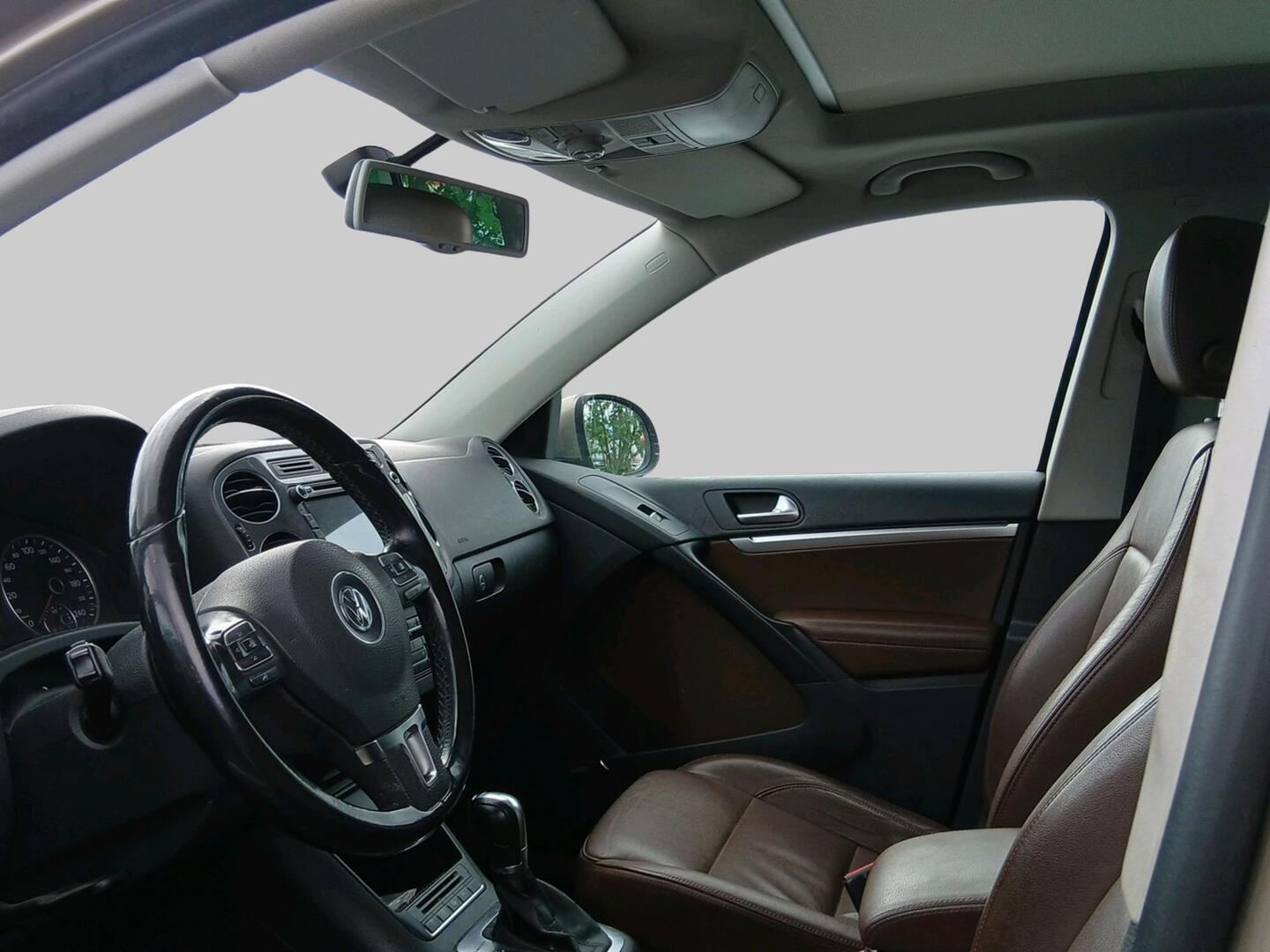 VOLKSWAGEN Tiguan 2013