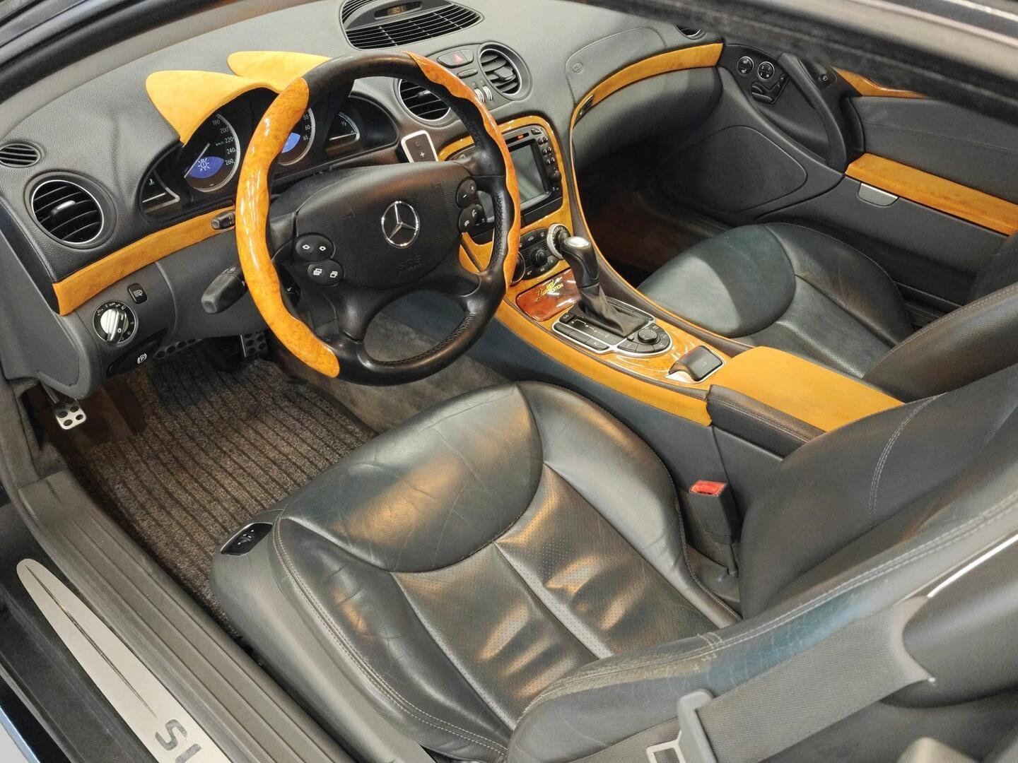 MERCEDES-BENZ SL 2004