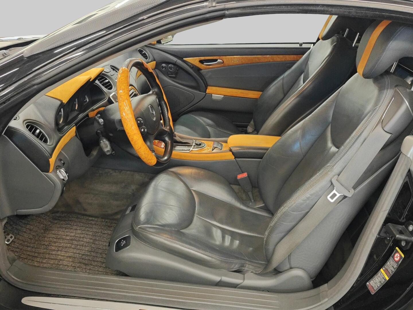 MERCEDES-BENZ SL 2004