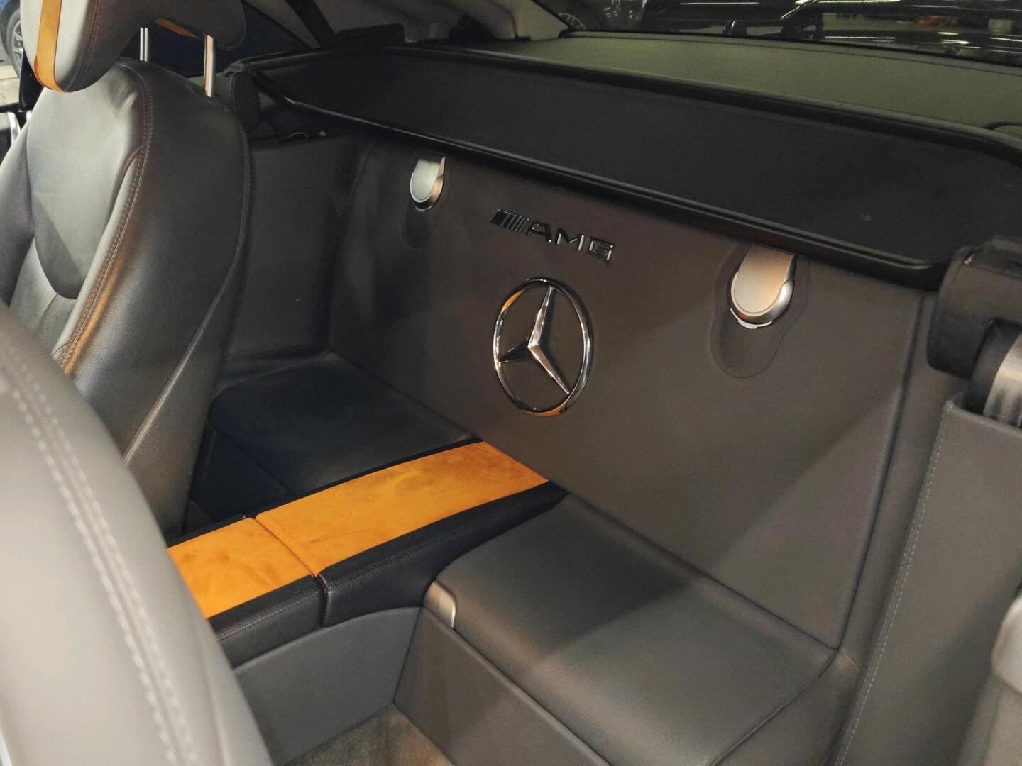 MERCEDES-BENZ SL 2004