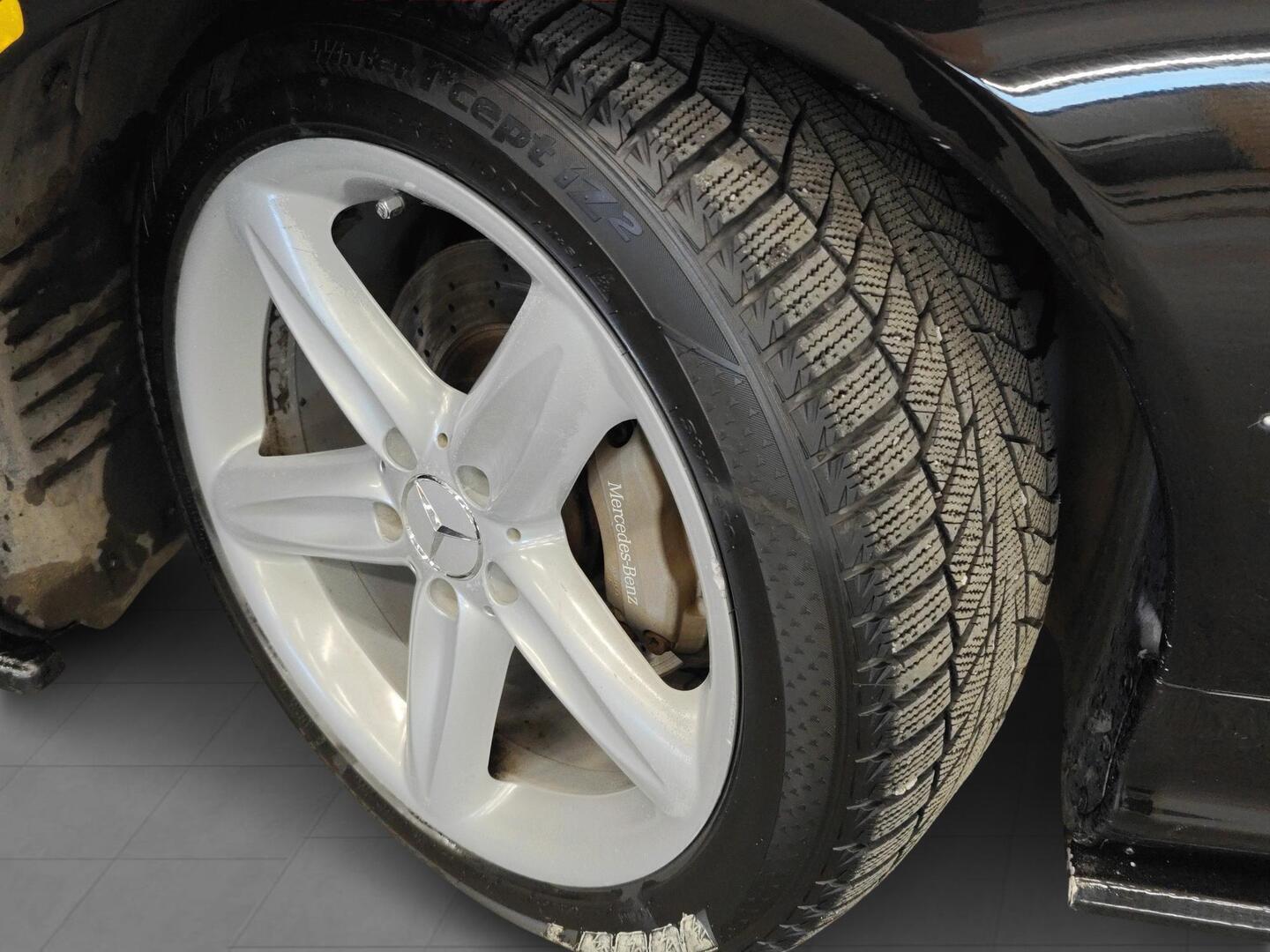 MERCEDES-BENZ SL 2004