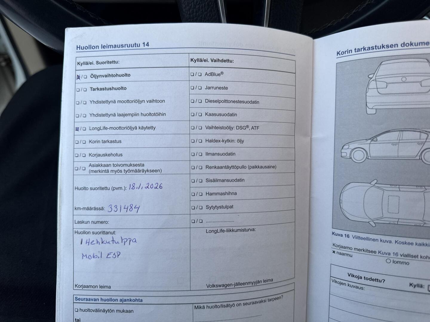 VOLKSWAGEN Passat 2013