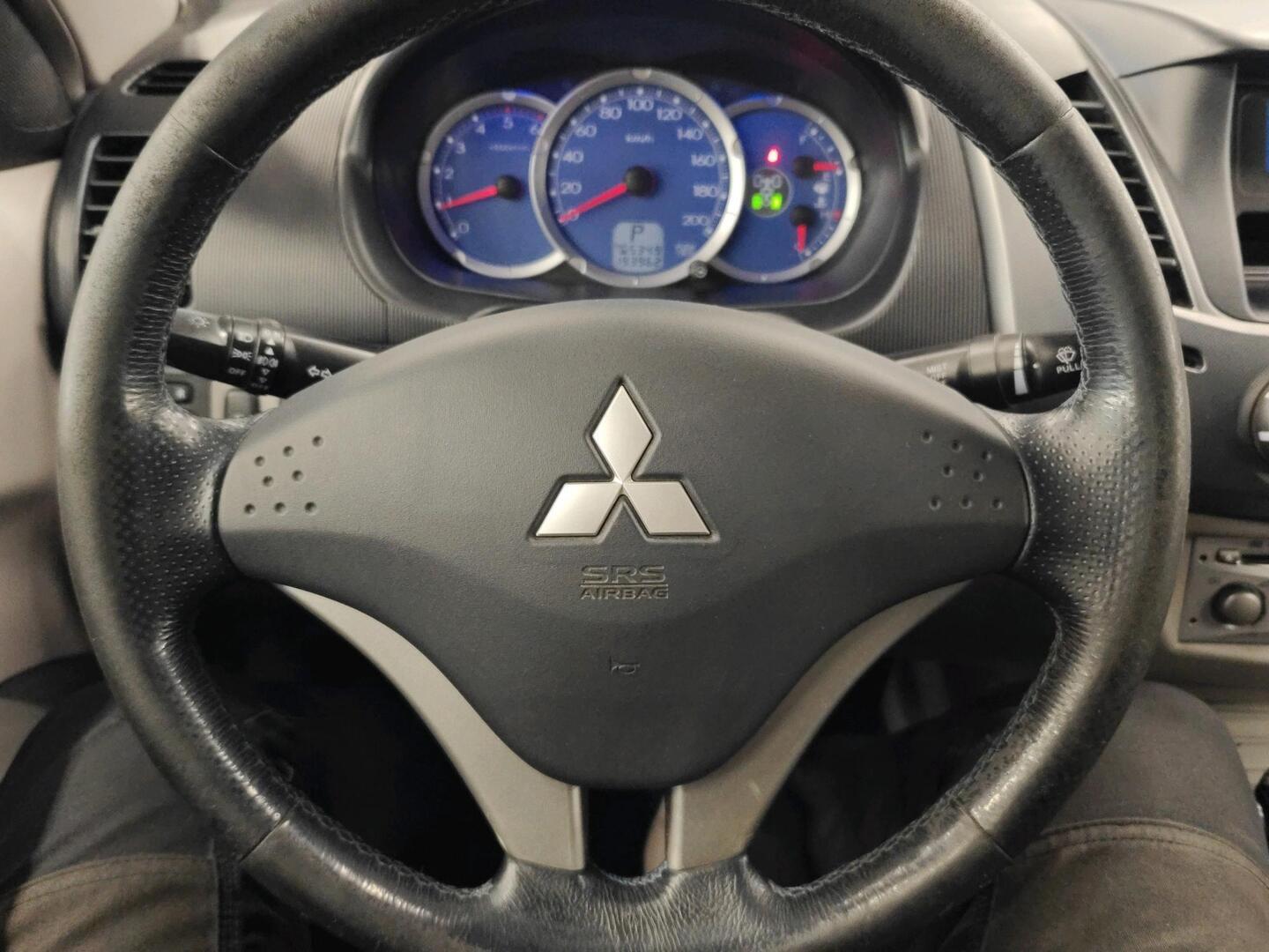 MITSUBISHI L200 2007