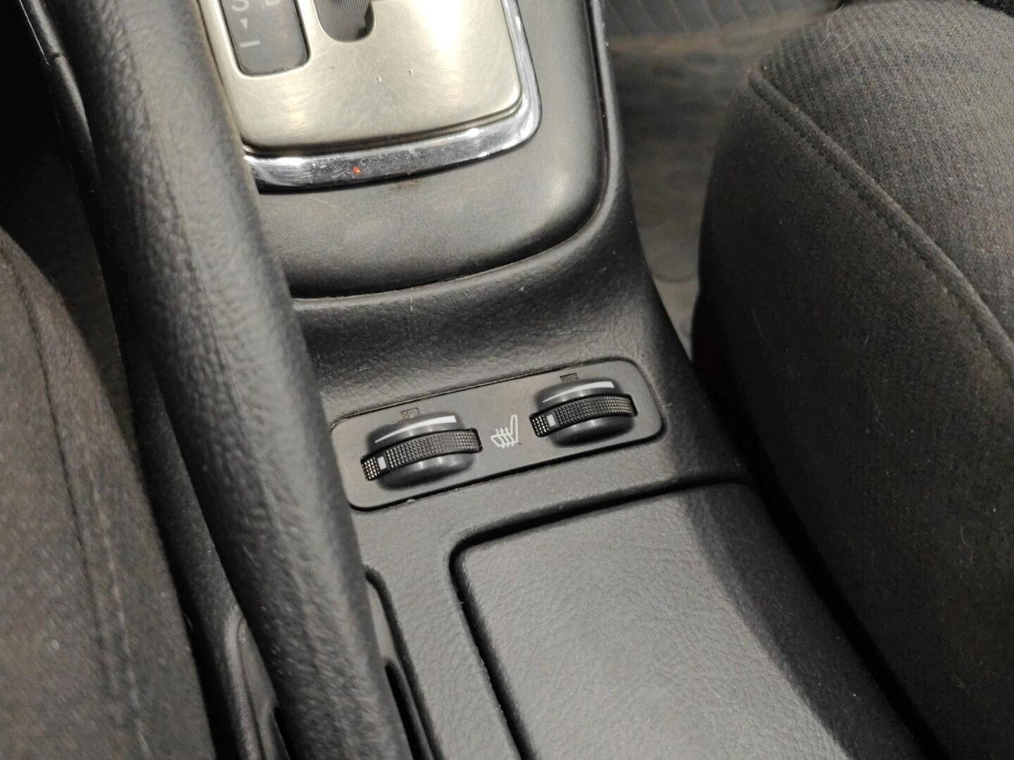TOYOTA Avensis 2004