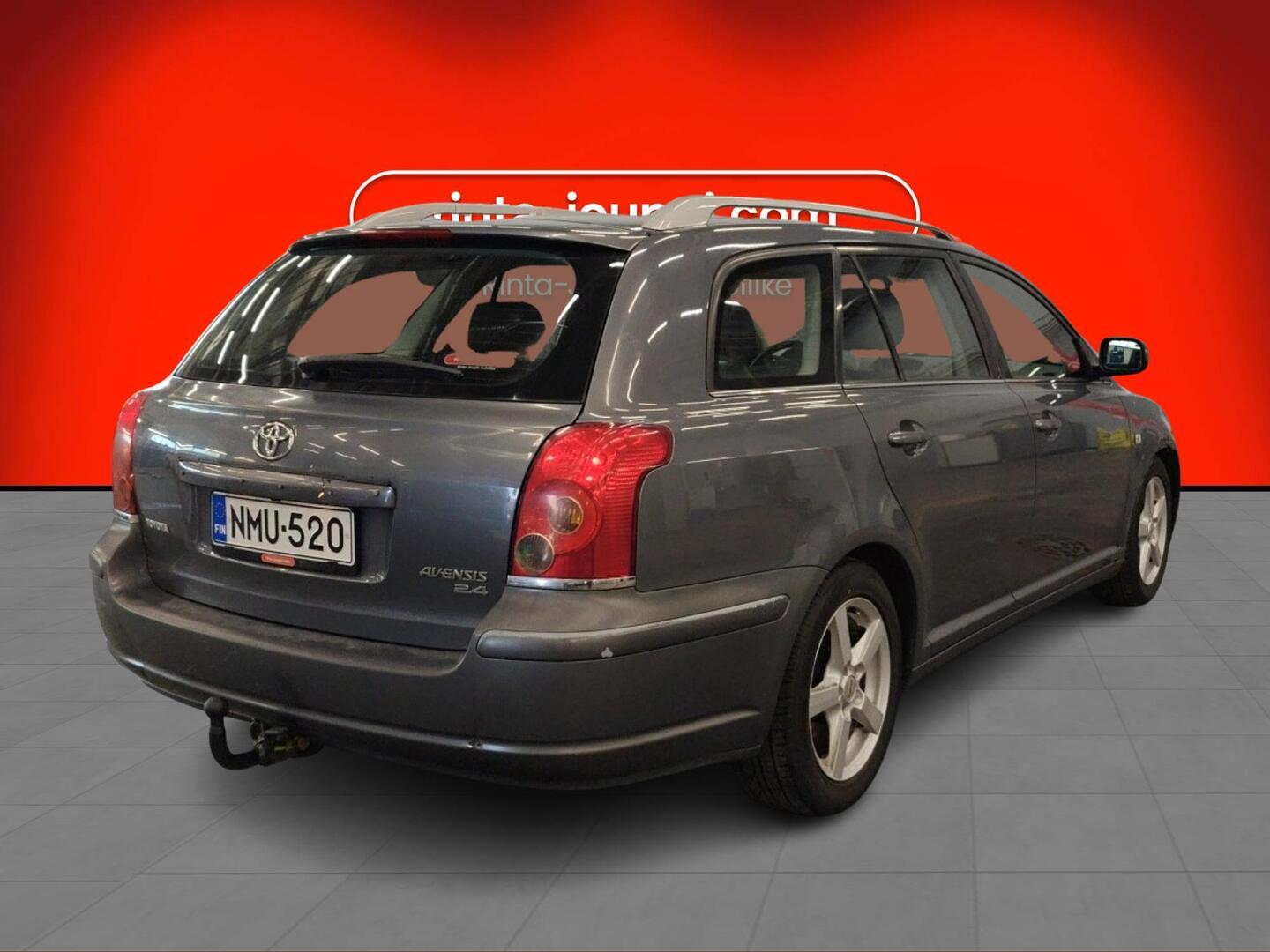 TOYOTA Avensis 2004