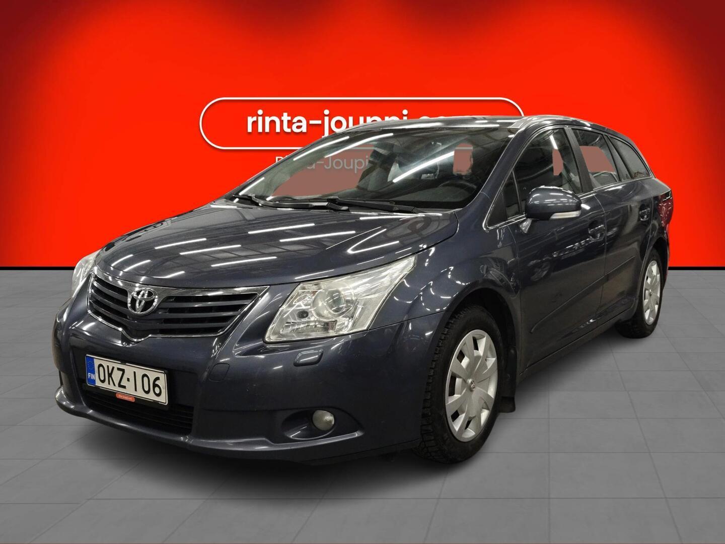 TOYOTA Avensis 2010