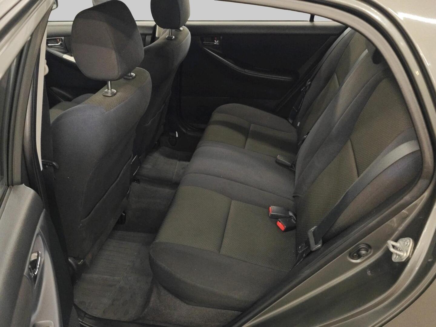 TOYOTA Corolla 2005